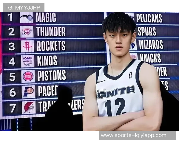 曾凡博NBA中国赛表现平平首战无出手次战坐冷板凳引关注 曾凡博NBA中国赛表现平平首战无出手次战坐冷板凳引关注