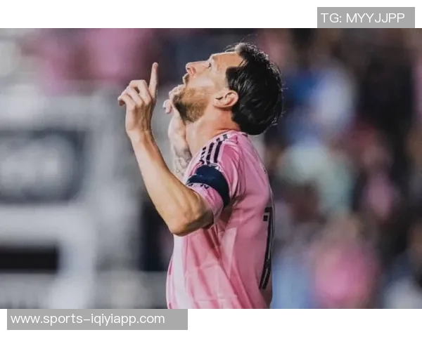 塞梅多传中C罗错失良机做出遗憾手势只差一点就能进球 塞梅多传中C罗错失良机做出遗憾手势只差一点就能进球