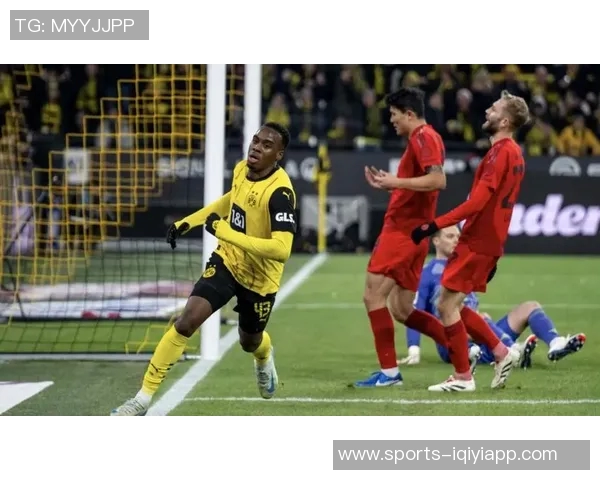 吉滕斯分享英格兰U21队友间的UNO游戏乐趣期待在欧洲杯中取得胜利 吉滕斯分享英格兰U21队友间的UNO游戏乐趣期待在欧洲杯中取得胜利