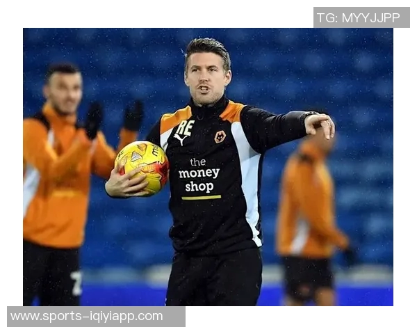 前米堡主帅罗伯爱德华兹正式回归狼队担任主教练合同为期三年半