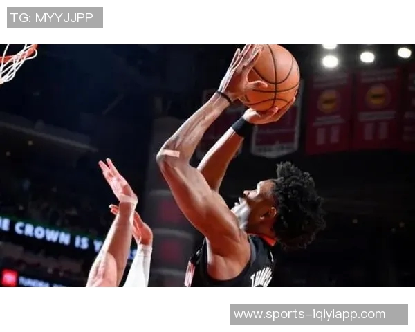 申京分享对抗经验每次遭遇包夹我总是选择传球给阿门完成扣篮 申京分享对抗经验每次遭遇包夹我总是选择传球给阿门完成扣篮