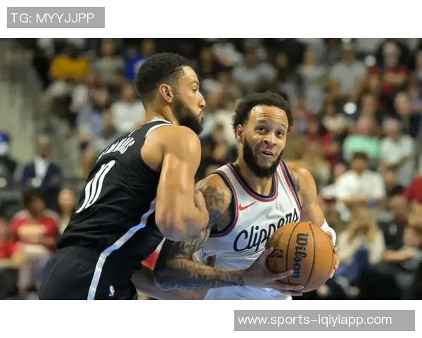 弗拉格解析持球策略助力后卫减压应对全场紧逼挑战 弗拉格解析持球策略助力后卫减压应对全场紧逼挑战